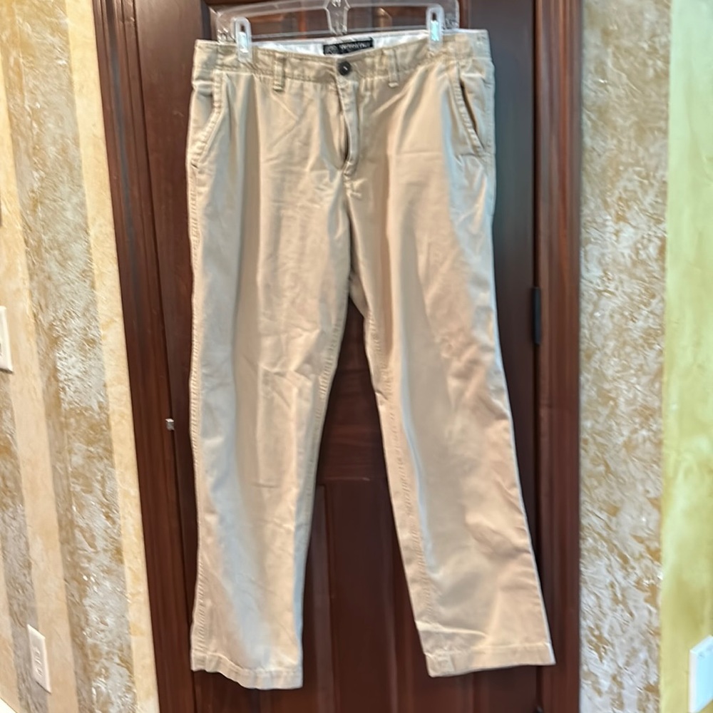Men's American Eagle Khakis